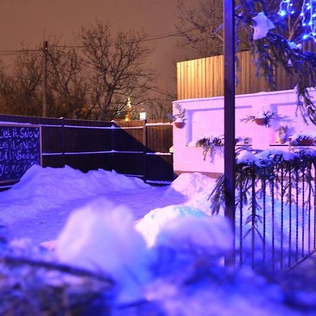 Guest House Sunrise Kamianets-Podilskyi Exterior photo